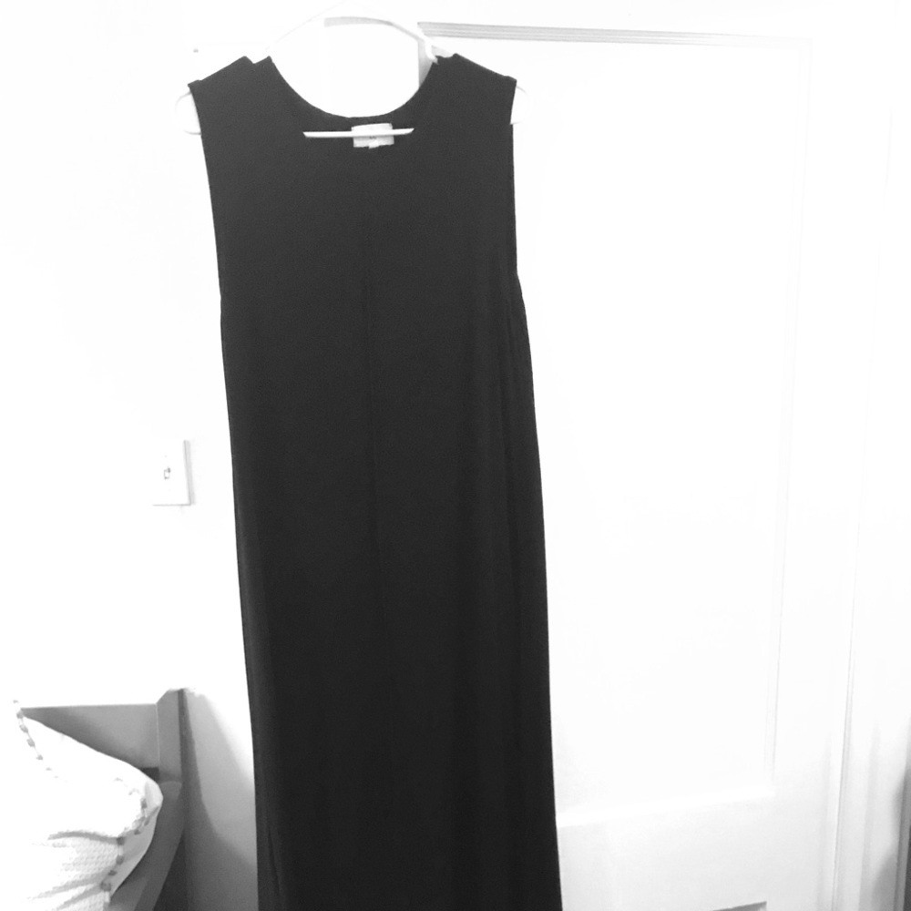 Black Thyme & Honey Maxi Dress
